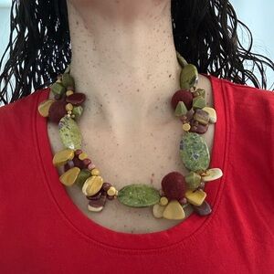 Elegant Green and Red Beaded Necklace with‎ Textured Design